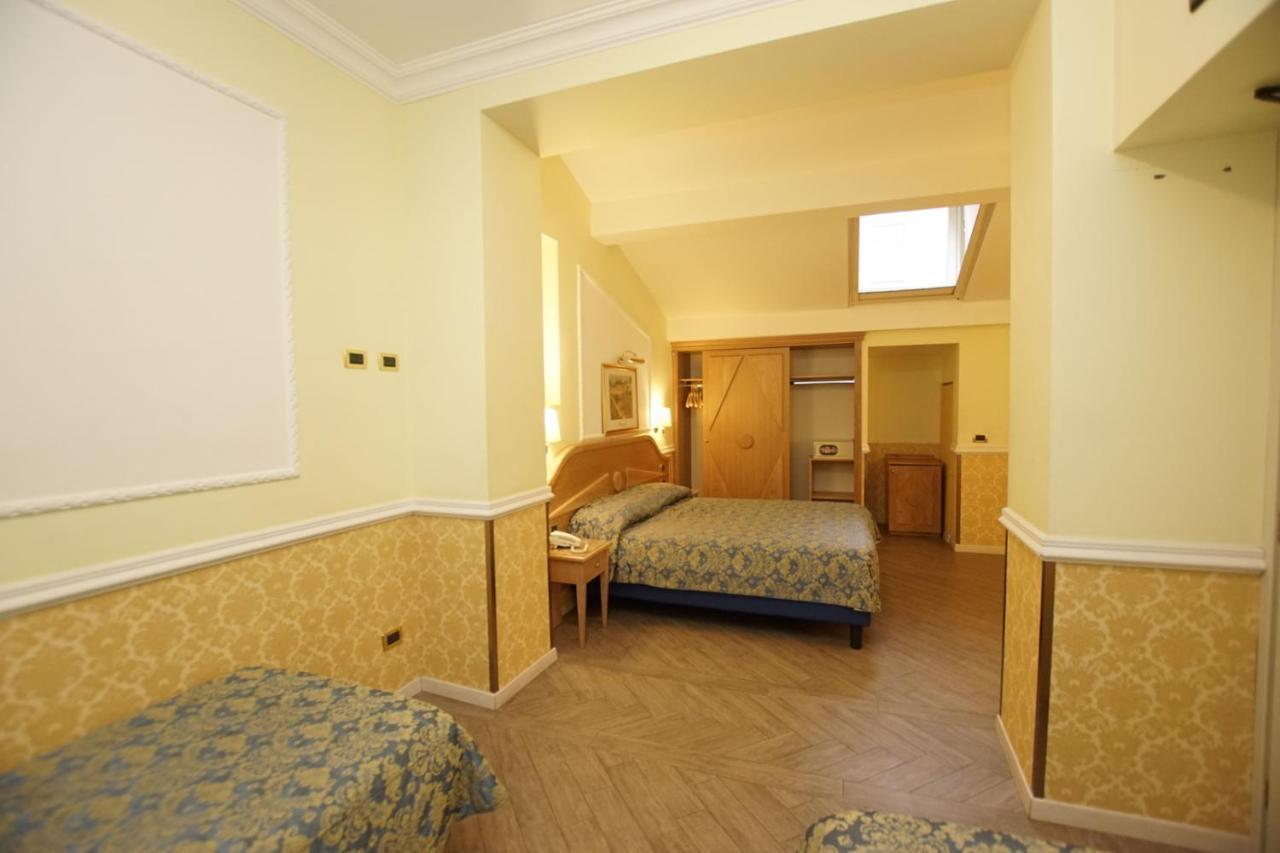 Hotel Giglio Dell'Opera Rome Exterior photo