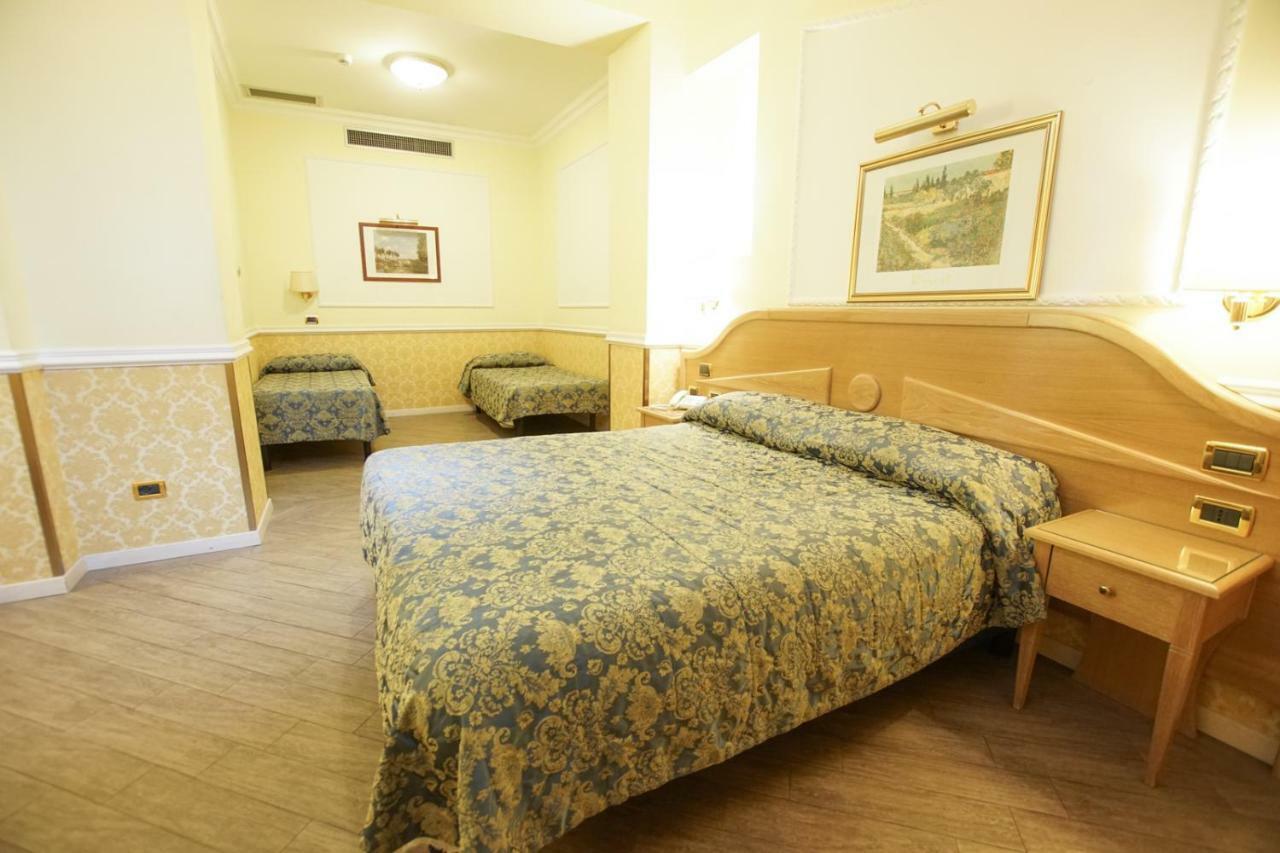 Hotel Giglio Dell'Opera Rome Exterior photo
